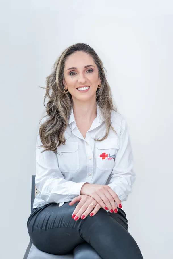 Mariana Brant — Médica Veterinária